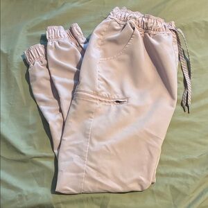 Jaanuu scrub joggers